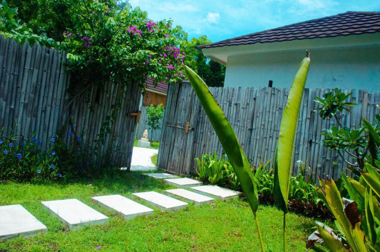 Villa Samalas Resort And Restaurant กิลิเมโน ภายนอก รูปภาพ