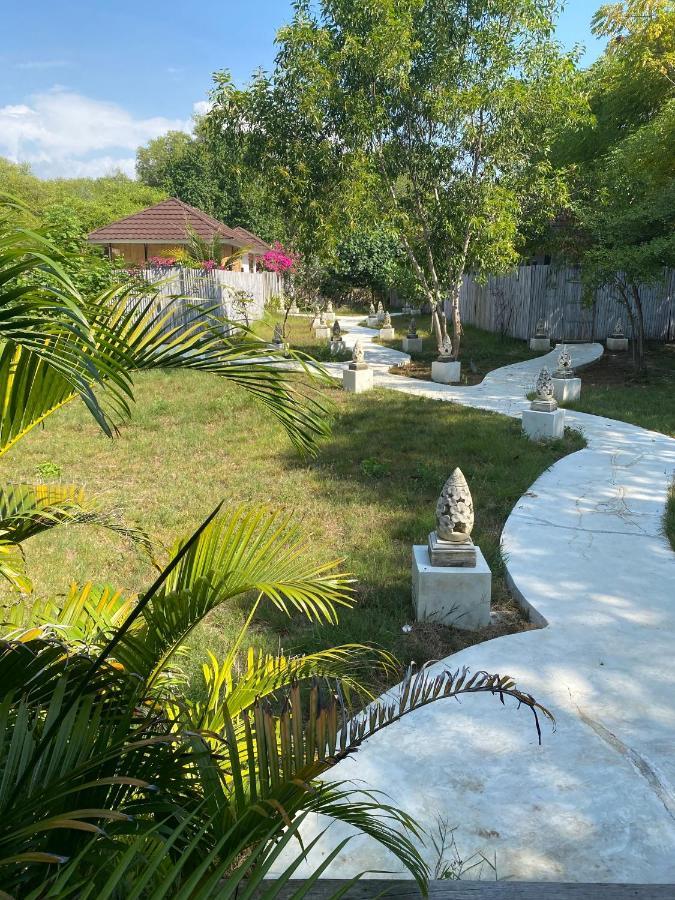 Villa Samalas Resort And Restaurant กิลิเมโน ภายนอก รูปภาพ